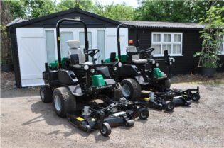 2019 Ransomes HR300 Outfront Rotary Mower 4WD